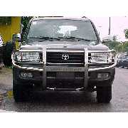 L / C `98 FJ100 Java Full Grille Guard, Stainless, W / Ladcruiser (L / C `98 FJ100 Java Full Grille Guard, Stainless, W / Ladcruiser)