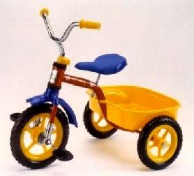 TRICYCLE W/TRAY (TRICYCLE W / PLATEAU)