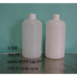 Plastic bottle container (Une bouteille de plastique contenant)
