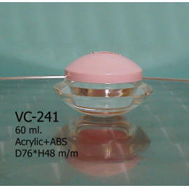 Plastic jar (Pot en plastique)