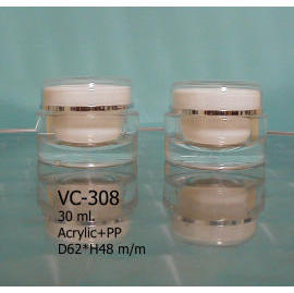 Plastic jar (Pot en plastique)