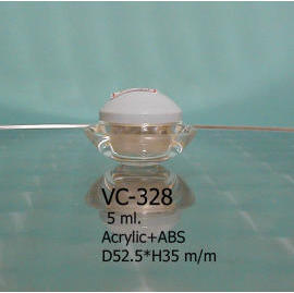 Plastic jar (Pot en plastique)