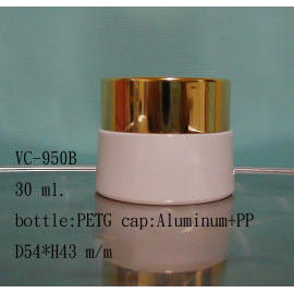 Plastic cream jar