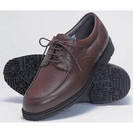 shoe. golf shoe, sport shoe (chaussure. chaussures de golf, chaussures de sport)