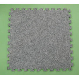 Interlocking Carpet (Les tuiles de tapis)