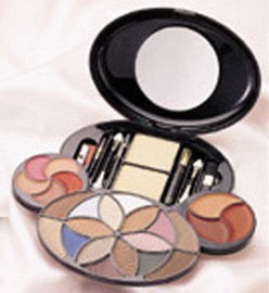 Make Up Kit (Make Up Kit)