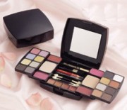 Make Up Kit (Make Up Kit)