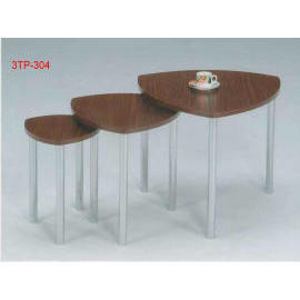 3 PCS NESTING TABLES (3 NESTING PC tableaux)