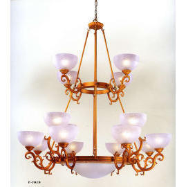 Lighting: Chandelier (Éclairage: Chandelier)