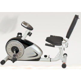 RECUMBENT BIKE (Vélo d`intérieur allongé)