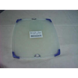 Poly cutting board with TPE protector