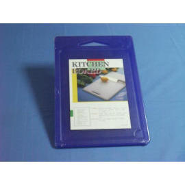 Poly cutting board w/groove