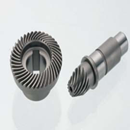 spiral bevel gear (спиральных конических передач)