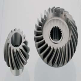 spiral bevel gear (спиральных конических передач)