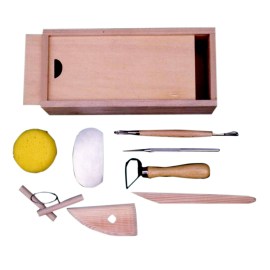POTTERY TOOL KIT (POTTERY TOOL KIT)