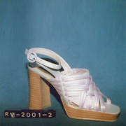 RV-2001-2 Women (RV-2001-2 Femmes)