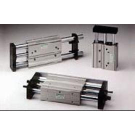 Three Rod Cylinders (Three Rod Cylinders)