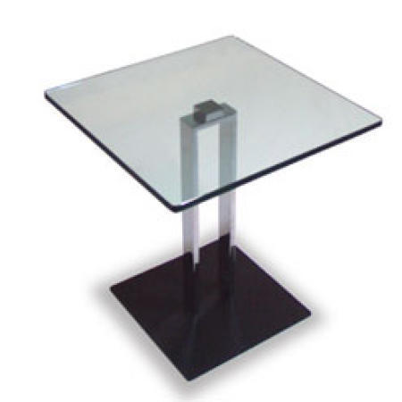 table (table)