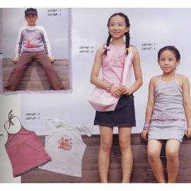 Mädchen und Knaben Oberbekleidung, Kindermode, kid`s wear, Bekleidungs-, linger (Mädchen und Knaben Oberbekleidung, Kindermode, kid`s wear, Bekleidungs-, linger)