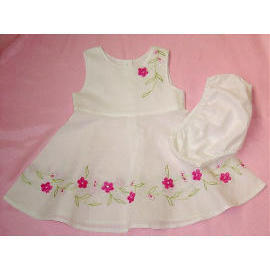 baby outwear,children`s wear,kid`s wear,garment, lingere, panties, slips. (Baby верхней одежды, детская одежда, носить детская, одежда, Колда, трусики, скользит.)