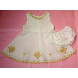 baby outwear,children`s wear,kid`s wear,garment, lingere, panties, slips. (Baby верхней одежды, детская одежда, носить детская, одежда, Колда, трусики, скользит.)