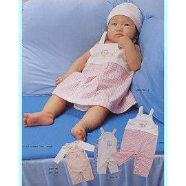 baby outwear,children`s wear,kid`s wear,garment, lingere, panties, slips. (Baby верхней одежды, детская одежда, носить детская, одежда, Колда, трусики, скользит.)