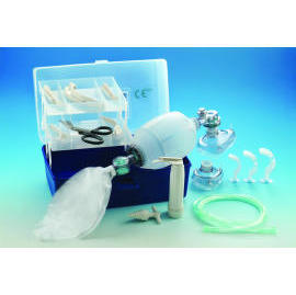 Silicone Manual Resuscitator With C Type Carried Box and one Laryngoscope Set (Силиконовые руководство Resuscitator Группа C типа совершили коробка и один Ларингоскоп Установить)