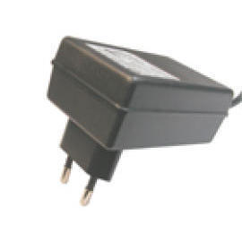 AC Adapter WN10B Series (Адаптер переменного тока серии WN10B)