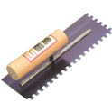 Tile Trowel With Wooden Handle, Toothed, Rectangular (Tile truelle avec manche en bois, dentées, rectangulaire)