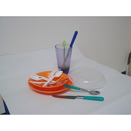 Plastic tableware (Plastic arts de la table)