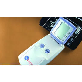 Blood Pressure Monitor (upper-arm) (Blood Pressure Monitor (haut-bras))