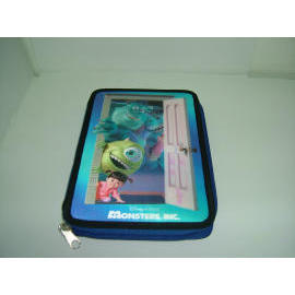 3D pencil case w/stationery (Cas 3D crayon w / papeterie)