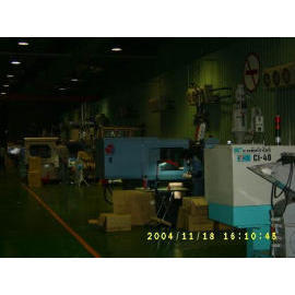 Injectin/Molding Factory (Injectin / Moulage Factory)