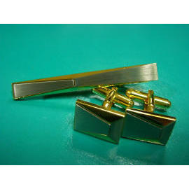 Cufflinks and tie bar (Cufflinks and tie bar)