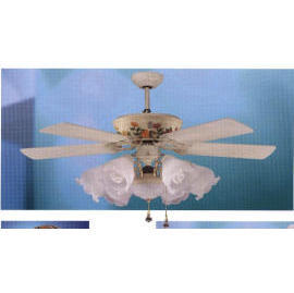 52`` Ceiling fan with 6 lights. (52``Ventilateur de plafond avec 6 lumières.)