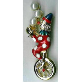 BROOCH
