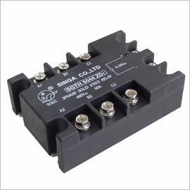 SGT series 10 to 40 Amps Three Phase SSR (SGT série 10 40 A Trois SSR Phase)