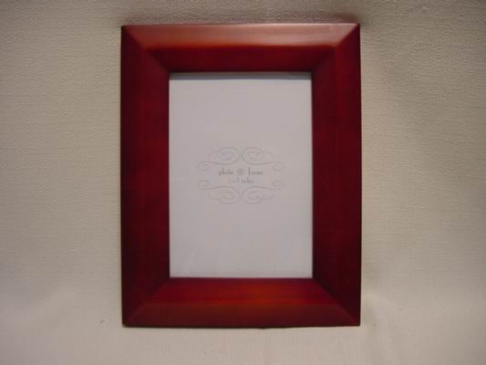 Wooden Photo Frame (Деревянная рамка для фотографий)
