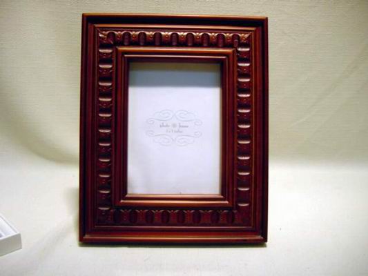 Wooden Photo Frame (Деревянная рамка для фотографий)