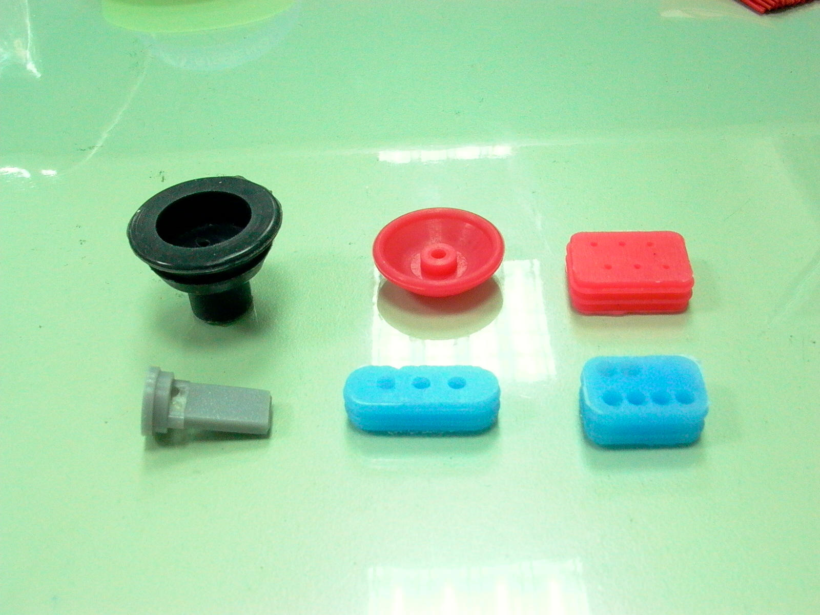 Silicone electronic parts (Silicone pièces électroniques)