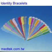 Identity Bracelets (Bracelets d`identité)