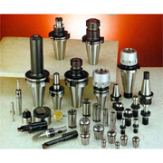 CNC Tooling System, Spring Collets, and Vises (CNC Tooling System, Spring Collets, et Étaux)