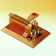 Desk Top Cigar Cutter #8170 (На рабочем столе Cigar Cutter # 8170)