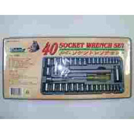 40 PCS SOCKET WRENCH SET (40 шт Набор торцевых ключей)