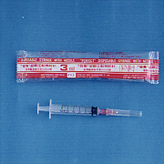 Disposable Syringe (Seringue jetable)