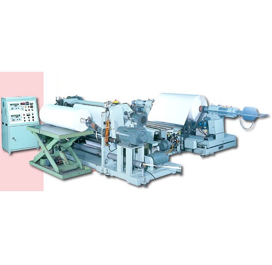 Labelling Paper Slitting and Rewinding Machine (Étiquetage Livre Refendage et retour rapide Machine)