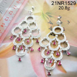 Earrings (Boucles d`oreilles)