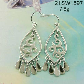 Earrings (Boucles d`oreilles)