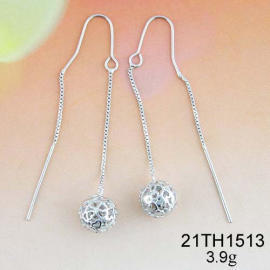 Earrings (Boucles d`oreilles)