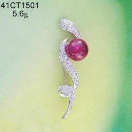 Brooch (Broche)